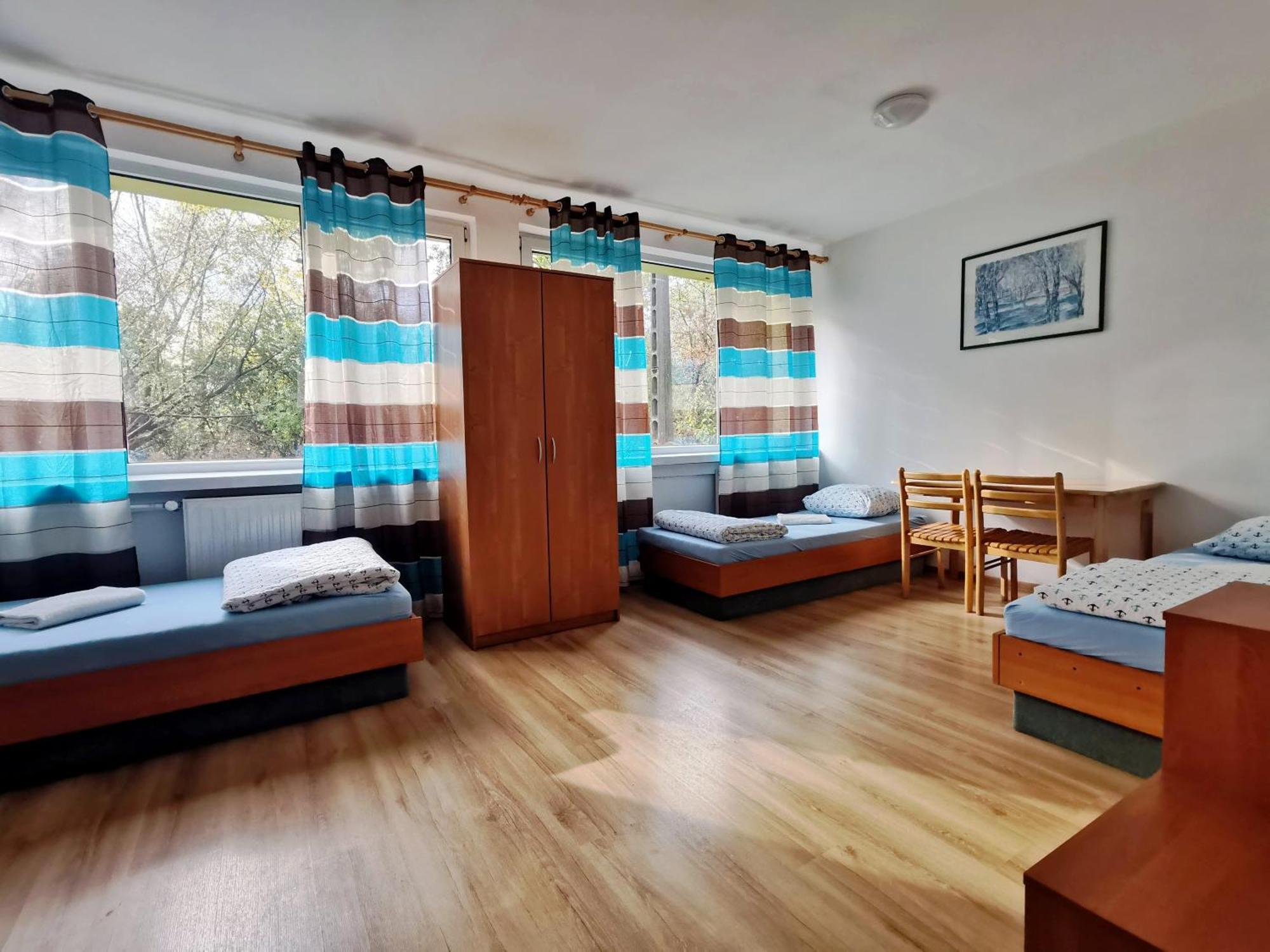 Hostel Bagrowa 17 *
