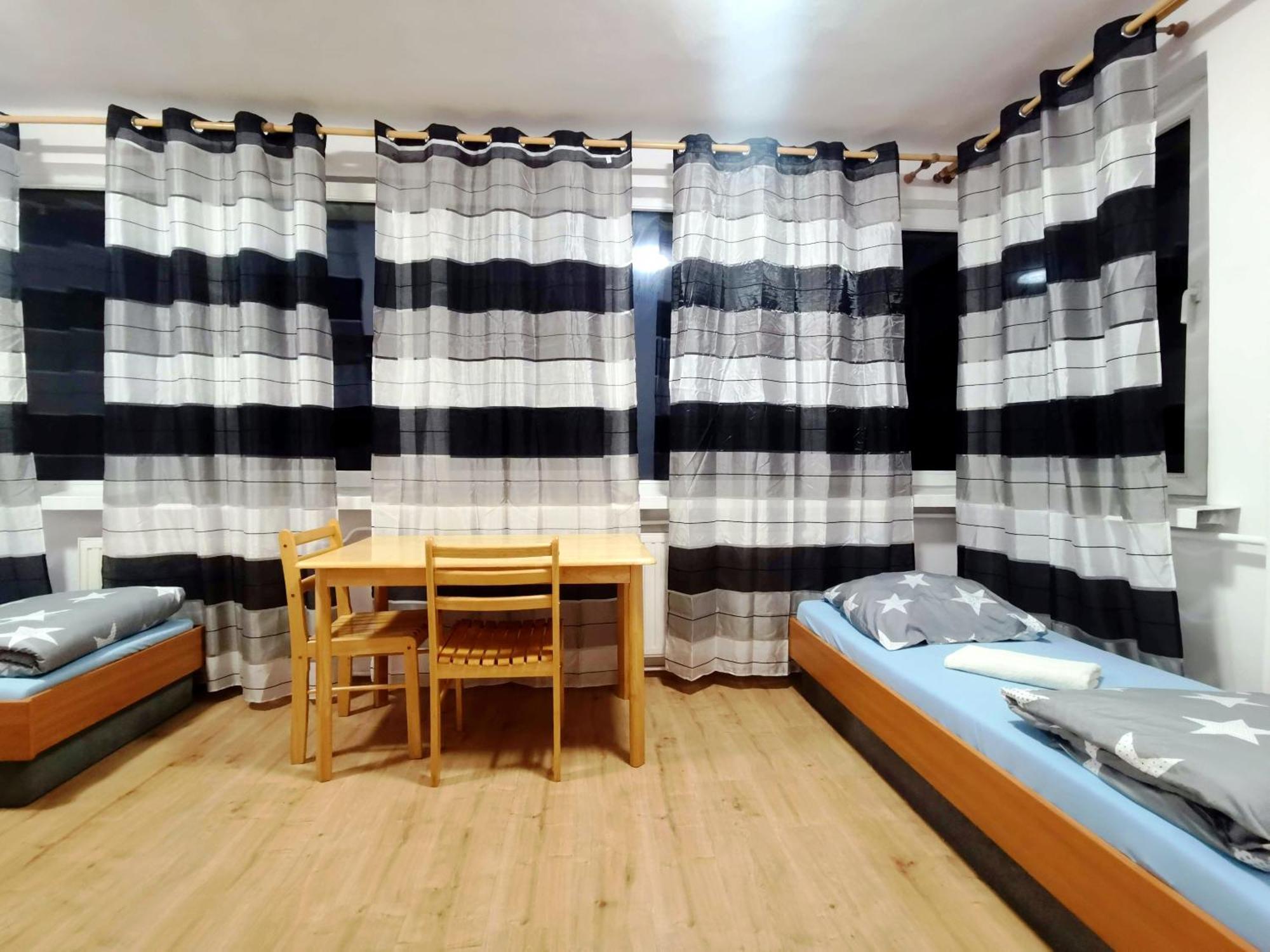 Bagrowa 17 Hostel *